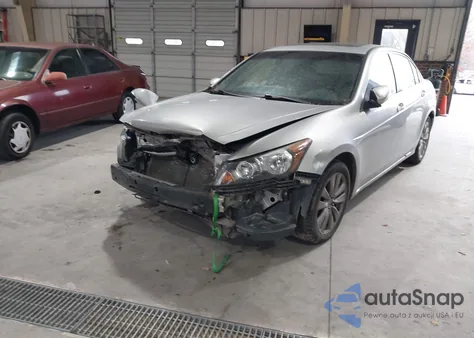 2011 Honda Accord 2.4 Ex-L z USA, uszkodzony, nr VIN 1HGCP2F82BA100214